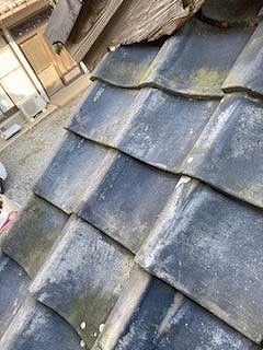 凍害の影響が見受けられる屋根